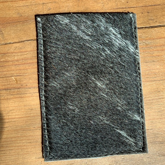 Cowhide Cellphone Card Caddy - Picture 6 of 8